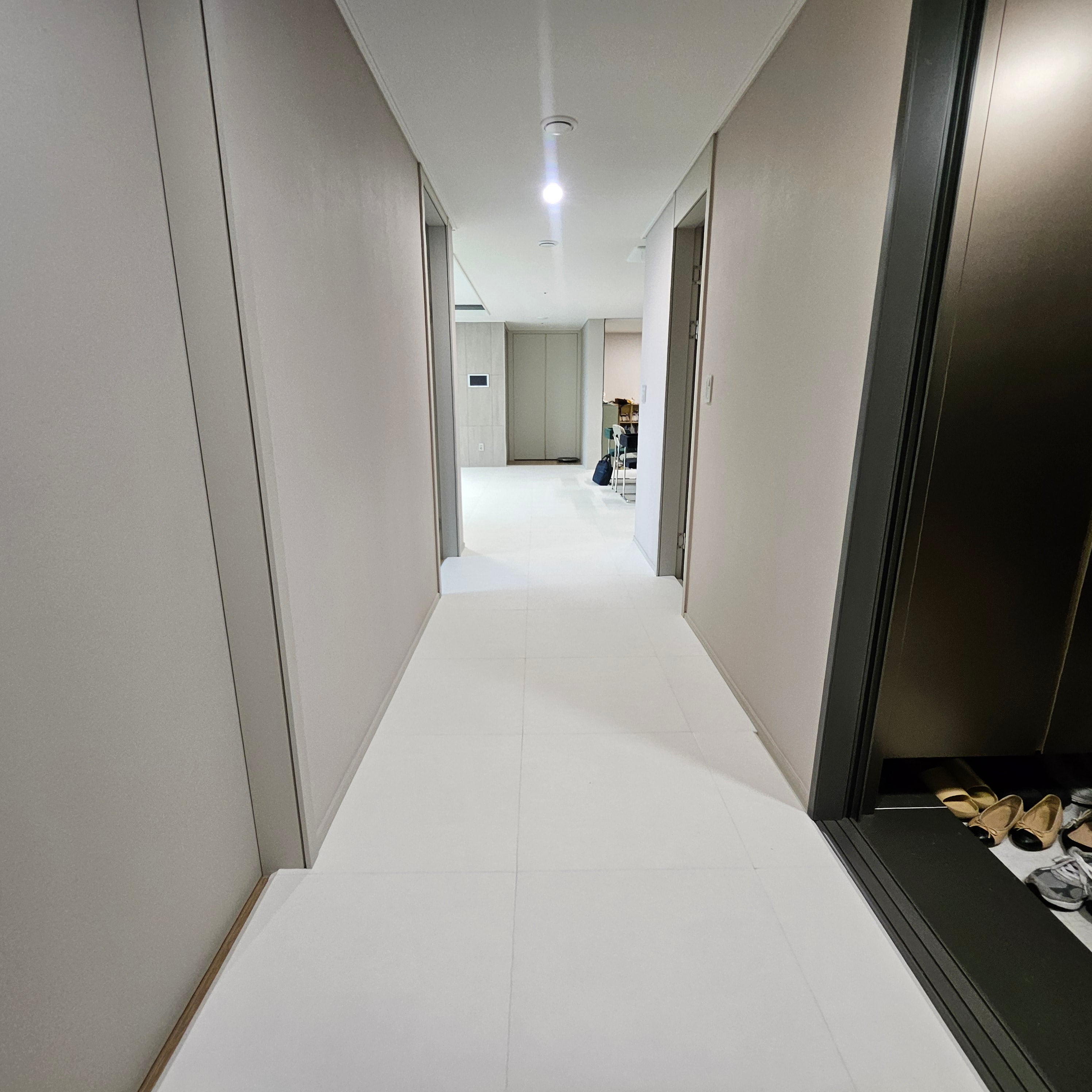 [Installation Case] From Living Room to Kitchen! Premium Noise-Reduction Solution Completed by MOM'S RICH